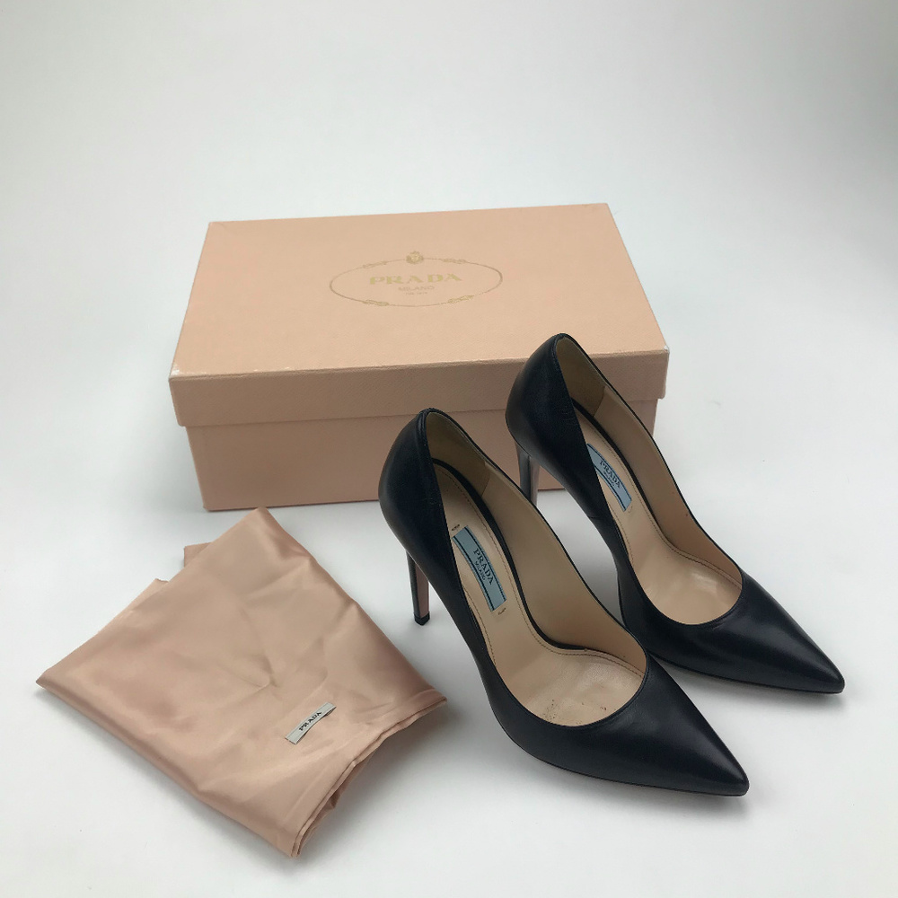 Prada Pumps